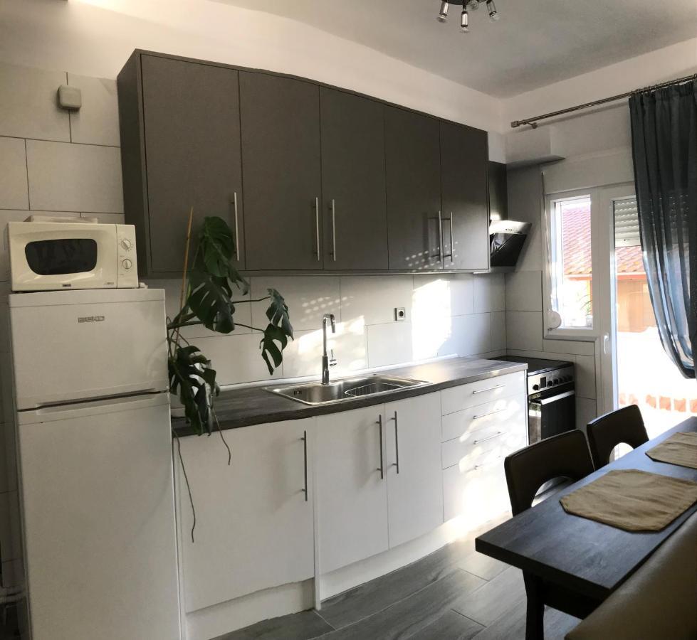 Cosy Studio 35M2 Síndos Екстериор снимка